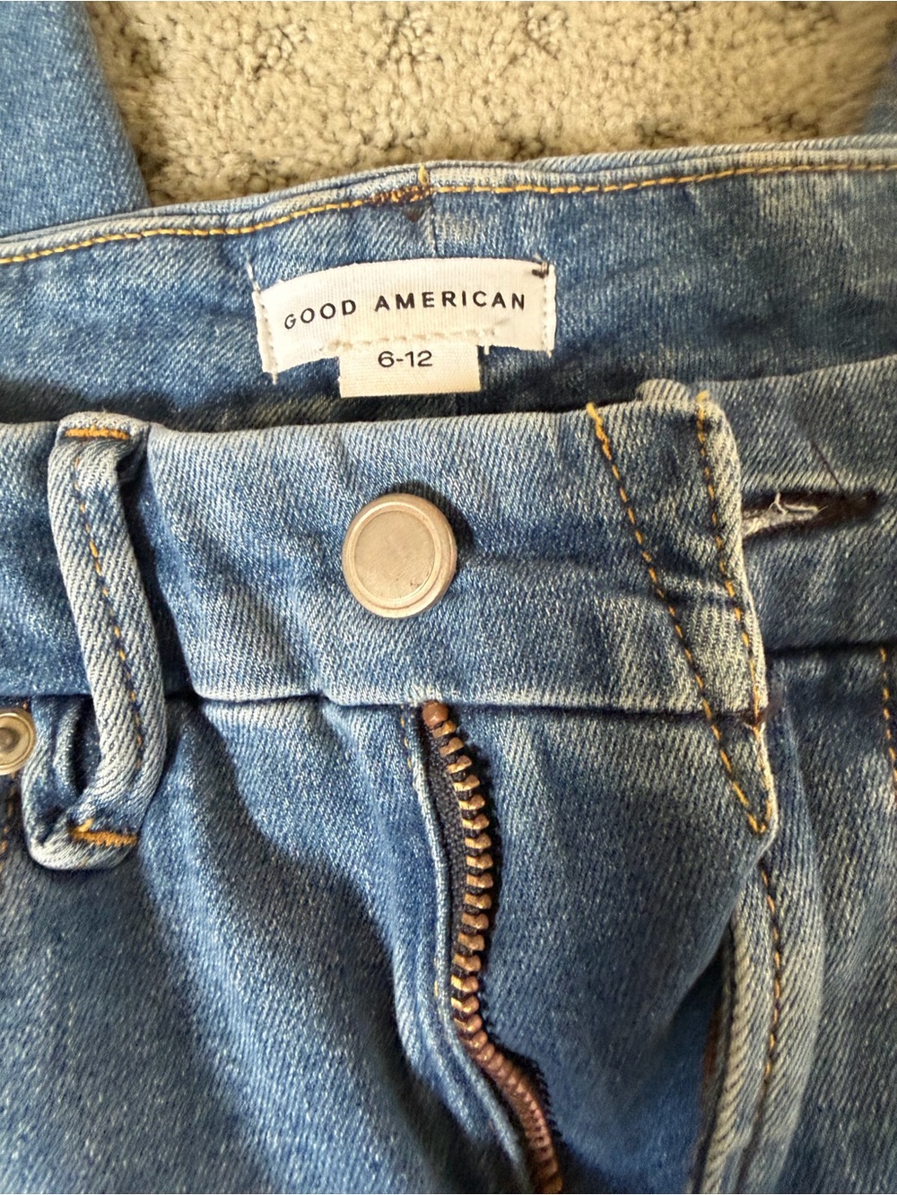 Good American High-Rise Medium Blue Denim Jeans